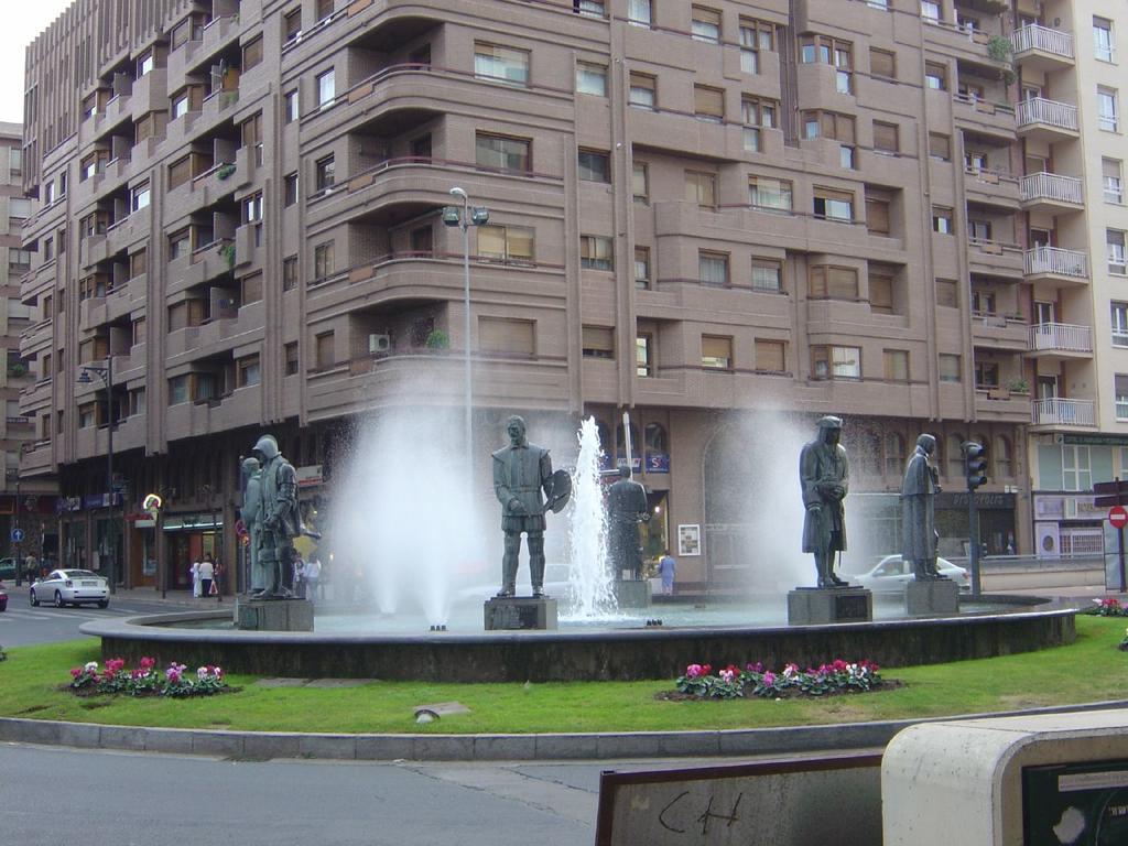 Apartamento Gran Via Logroño Exterior foto